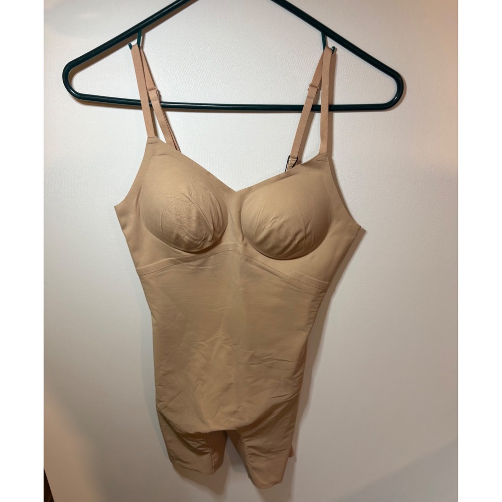 Honeylove Shapewear Bodysuit Small S NWT Sand Nude Mid Thigh Tummy Control 458